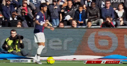 首发出战圣保利！诺伊尔追平伊梅尔并列德甲门将出场榜次席