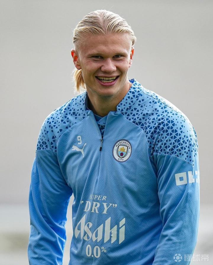 埃贝尔：若于帕选择续约也不是因为钱，目前还没提交最终报价（埃贝尔：就算于帕续约也非因金钱，我们尚未给出最终报价）